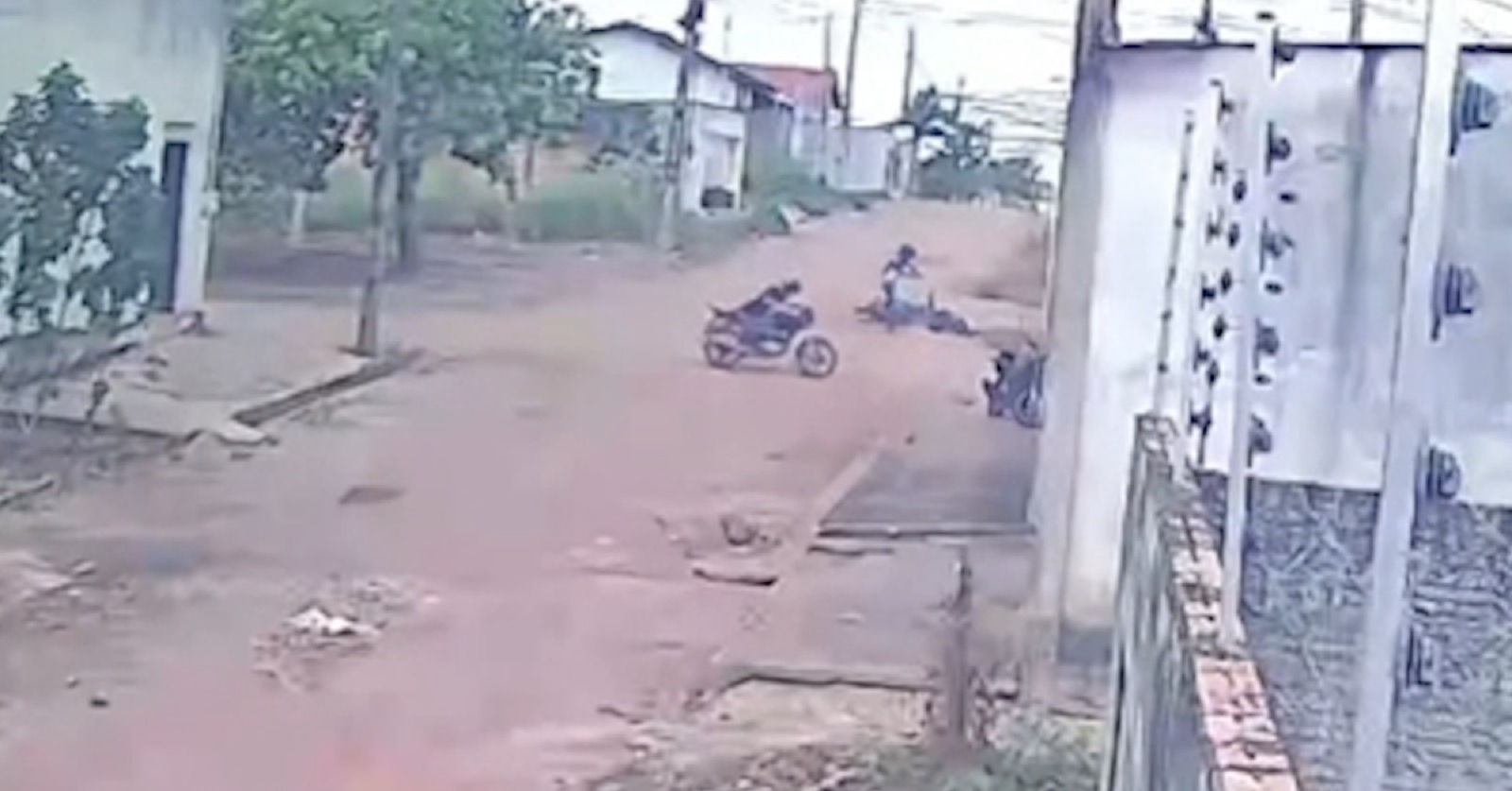 Homem é executado a tiros em cruzamento de Marabá; suspeitos fogem com moto da vítima