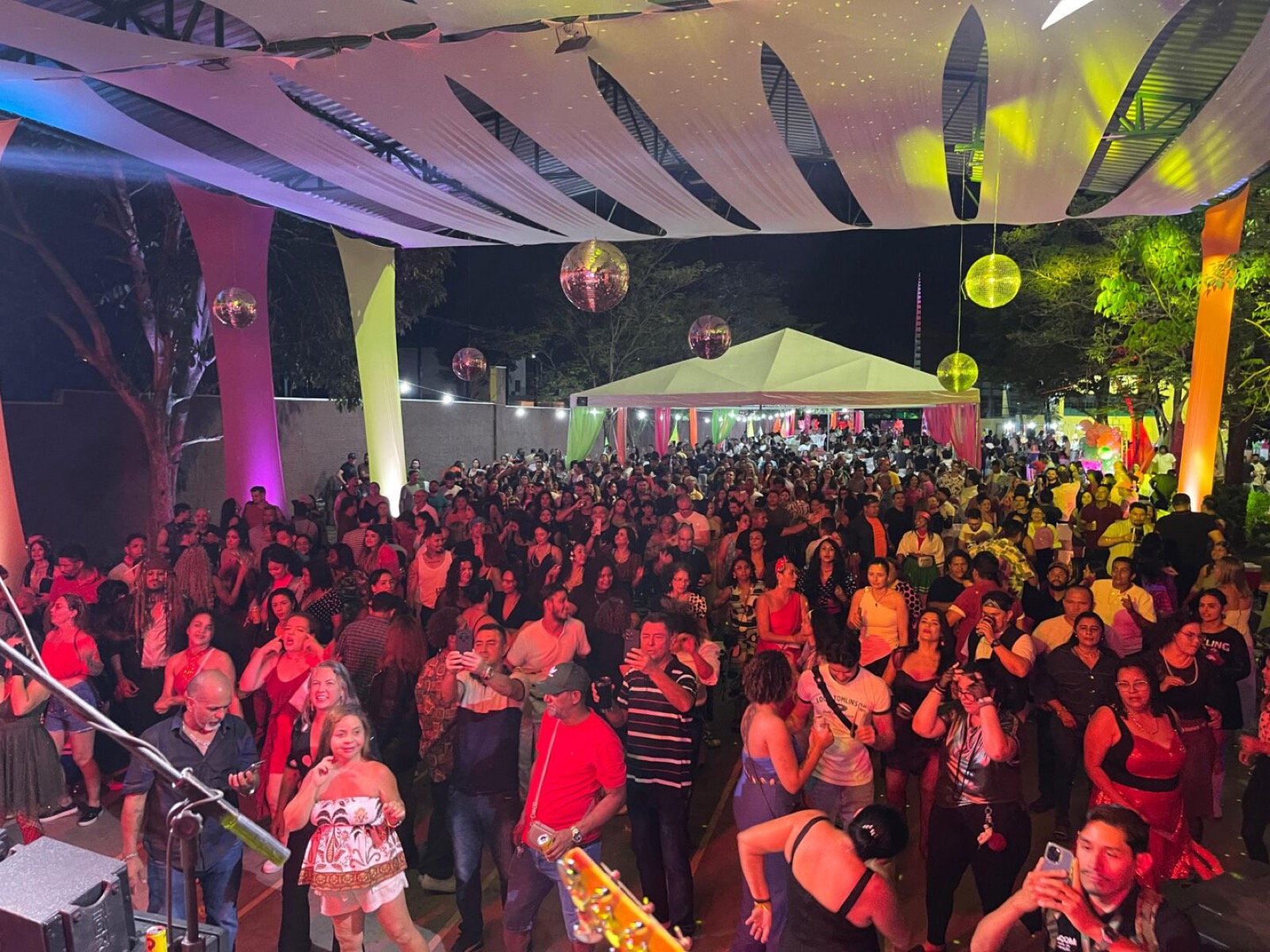 SEM DINHEIRO: Prefeitura de Parauapebas cancela Show de Talentos dos Professores e Baile do Servidor