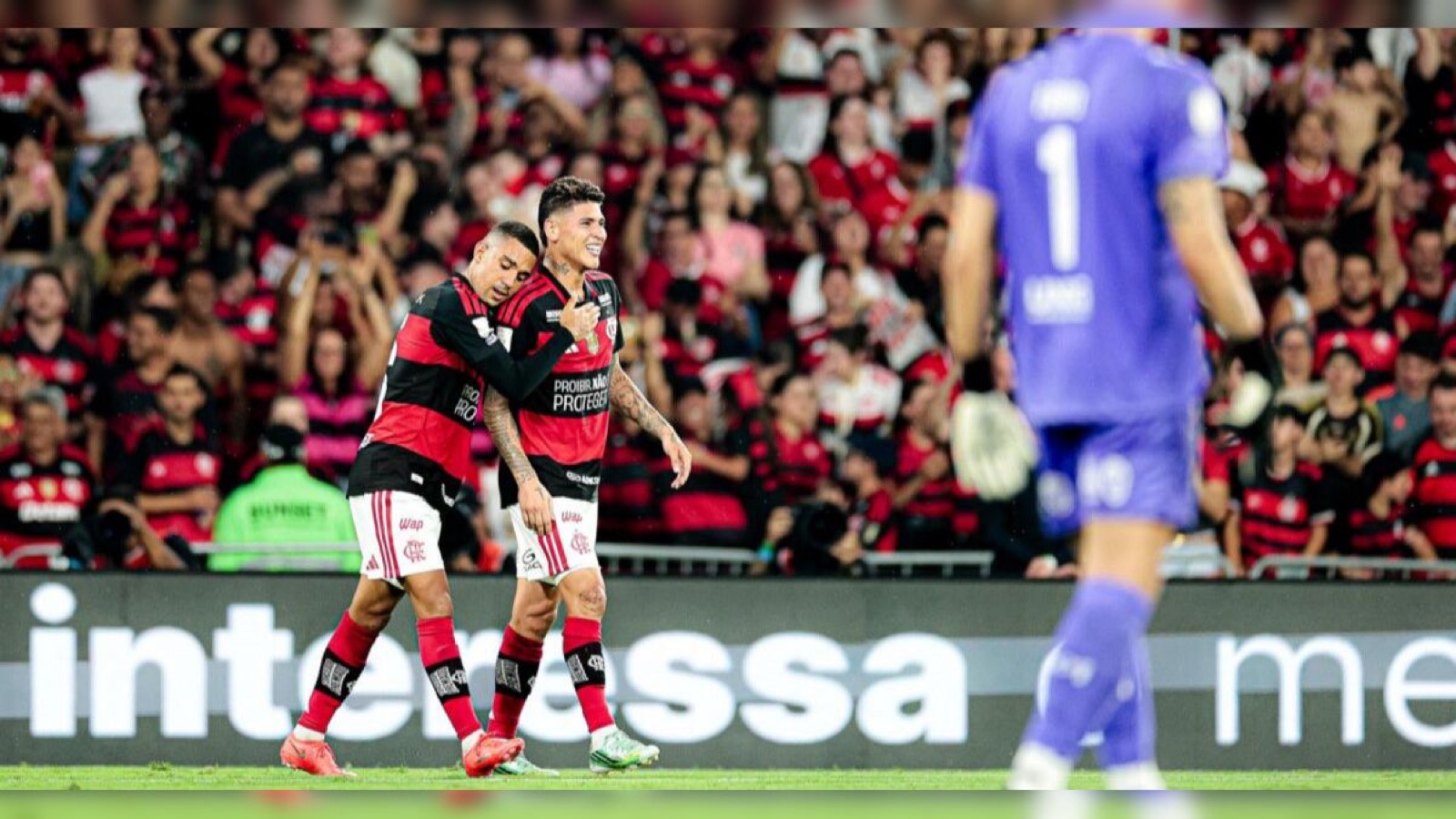 Flamengo amplia chances de título do Brasileirão após vitória; Palmeiras perde força